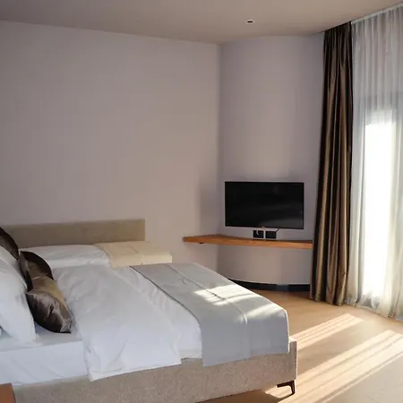 N'peze Hotel