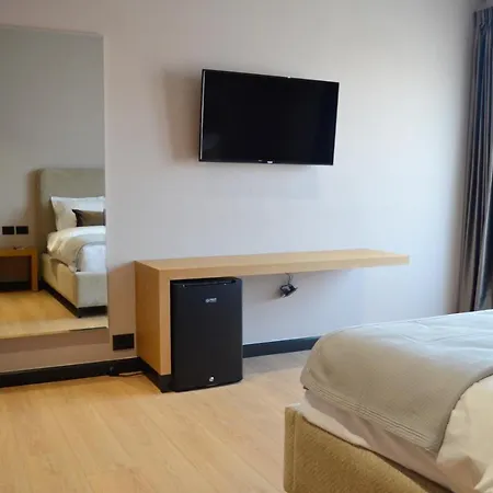 Hotel N'peze Tirana