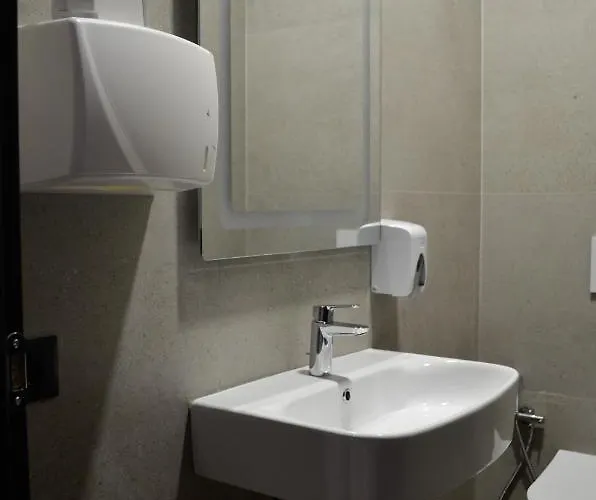 N'peze Hotel Ljaknasi